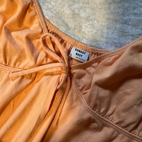 Sunday Best Kaia Top - Picture 3 of 4